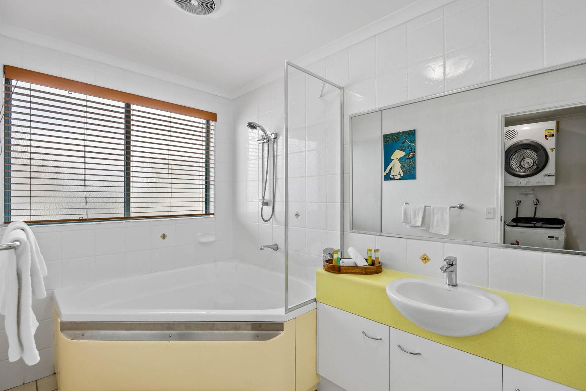 Sunshine Towers Boutique Apartments Maroochydore Exterior foto